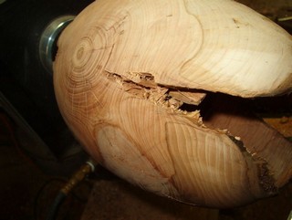 begin to hollow and to thin the walls begin to hollow and to thin the walls