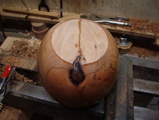 strengthened the crack on the bottom with CA strengthened the crack on the bottom with CA