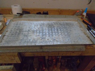 homemade shallow tray for plant trays 