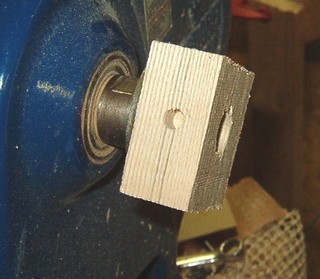 Record bowl lathe